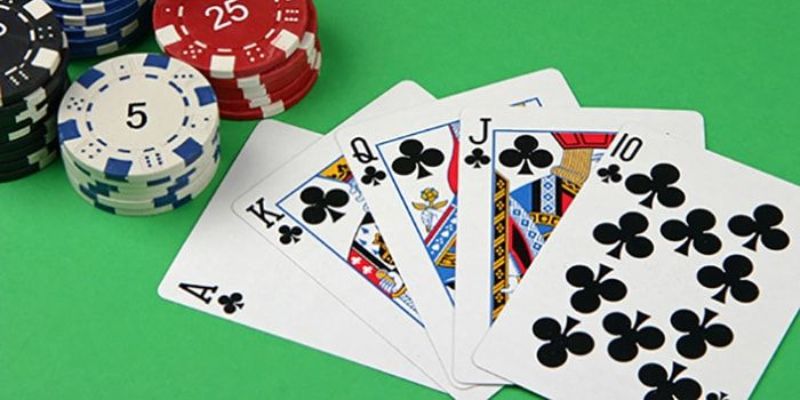 Luật chơi xì tố rất đơn giản, giúp các tân thủ dễ dàng nắm bắt